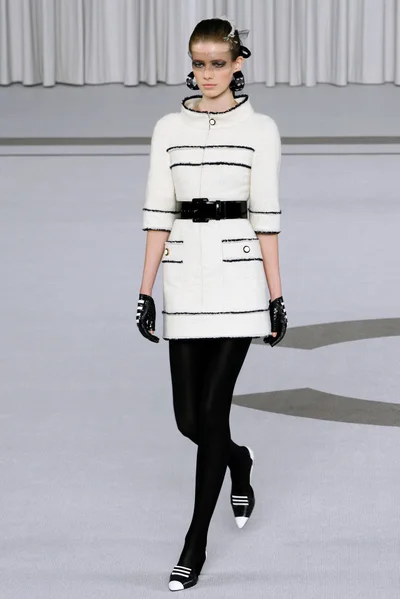 Look 13